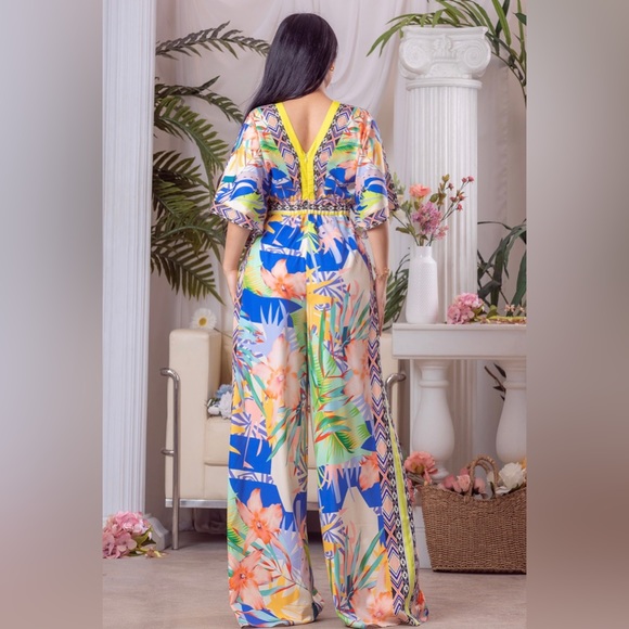 168 Printed V Neck Jumpsuit - Picture 3 of 4